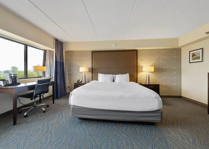 Amenity Rich Spacious King * Bloomington