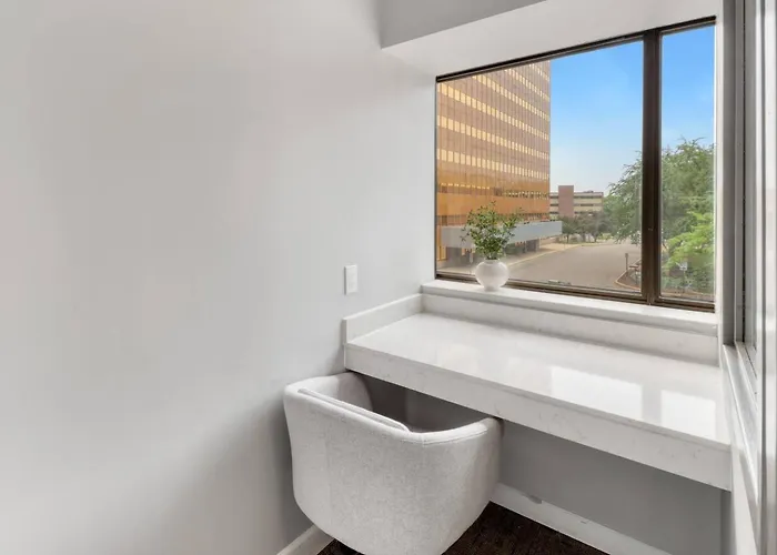 Amenity Rich Spacious King Apartment